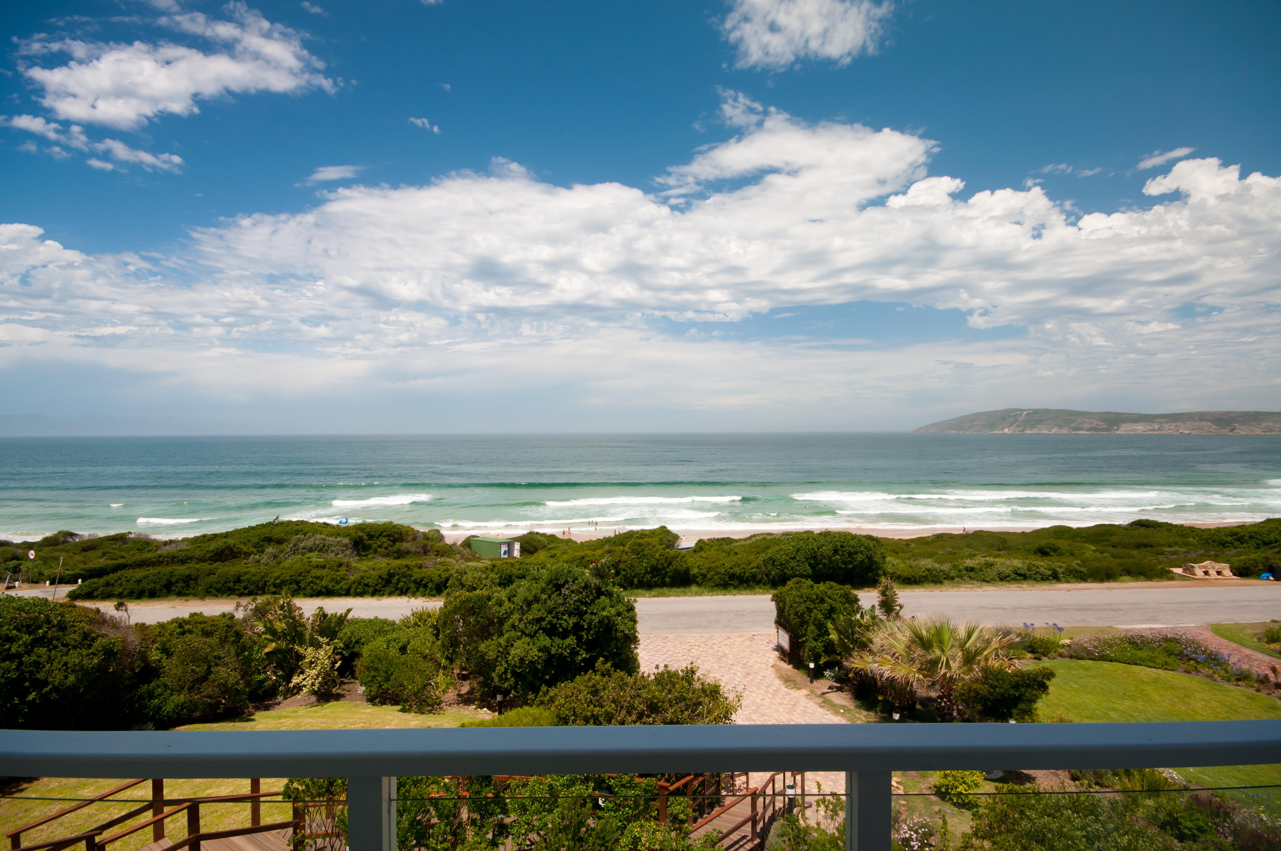 The Robberg Beach Lodge - Lion Roars Hotels & Lodges Plettenberg Bay Exterior photo